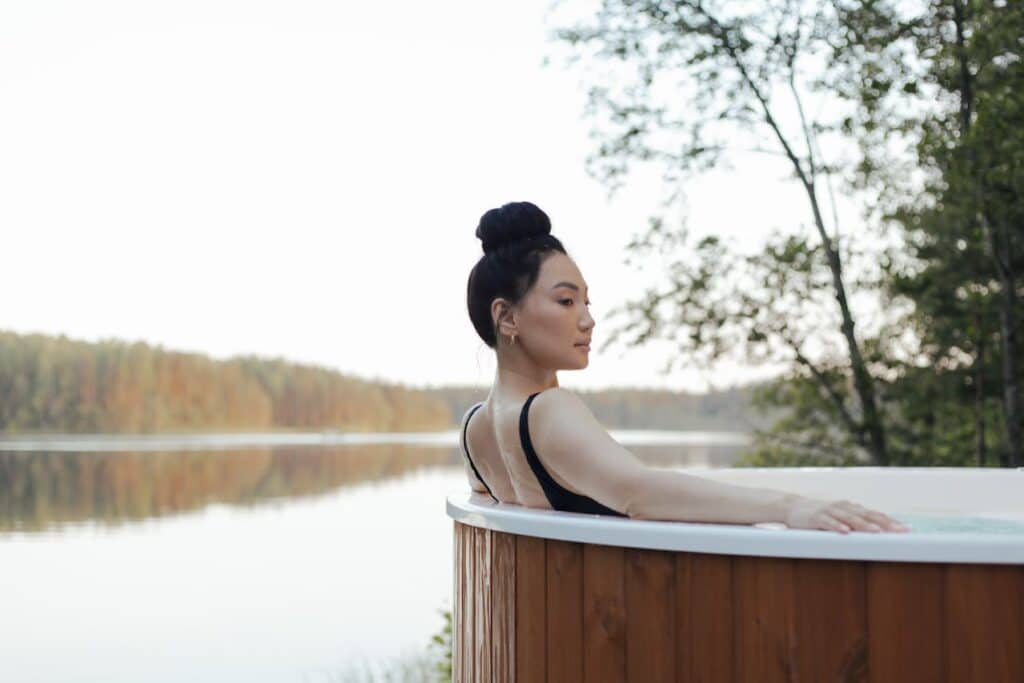 Comment éviter les algues et garder une eau propre dans mon spa ?